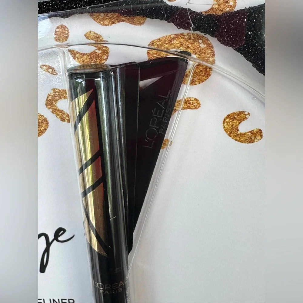 NEW L'Oréal Paris Limited Edition Cat Ears Plus Flash Cat Eyeliner